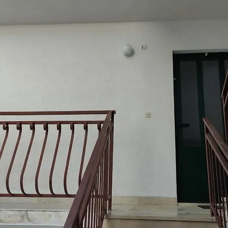 Pjera * بروماجنا