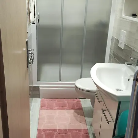 Pjera Apartment Promajna
