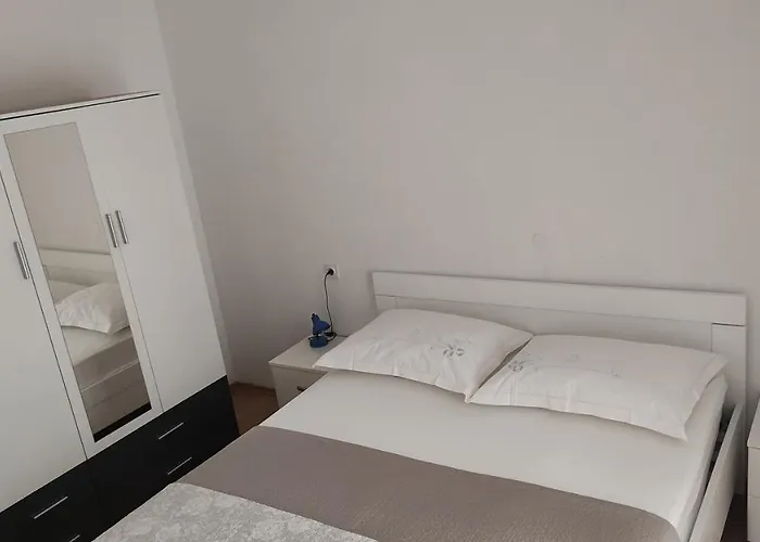 Appartamento Pjera