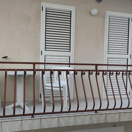 Pjera Apartman Promajna