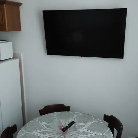 Pjera Apartman *
