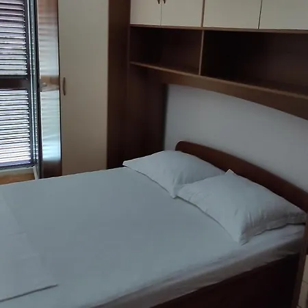 Pjera Apartman Promajna